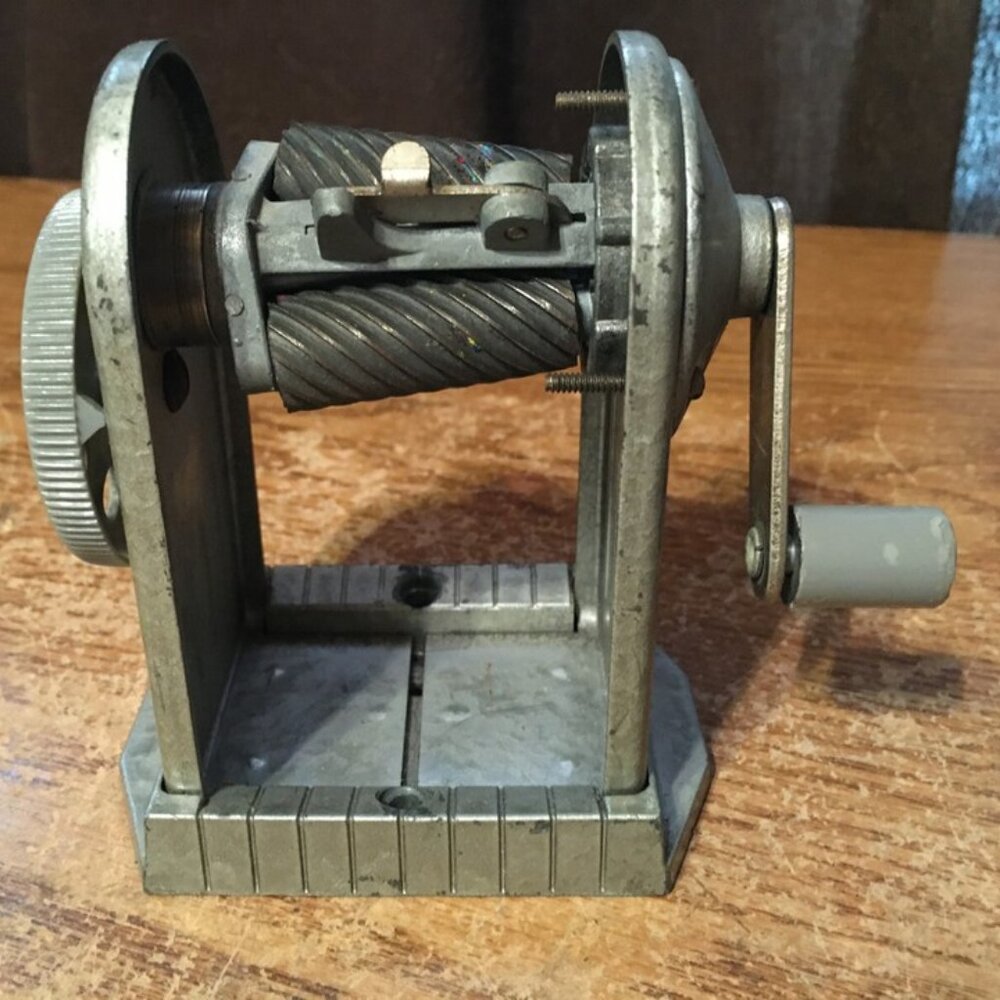 APSCO MANUAL PENCIL SHARPENER 6 HOLE STANDARD